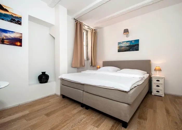 아파트 Casa Colloredo Free Parking 로비니