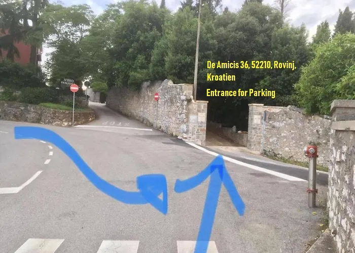 Casa Colloredo Free Parking