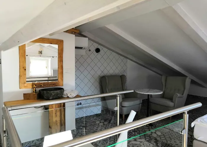 Casa Colloredo Free Parking Διαμέρισμα *