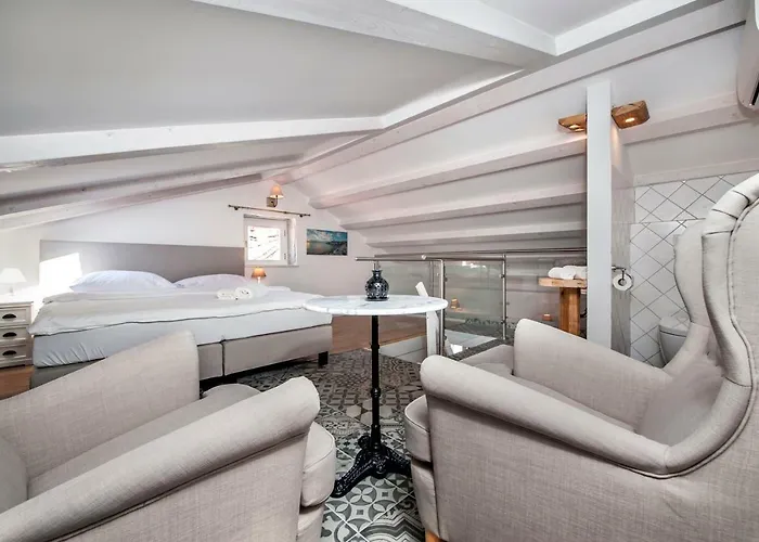 Casa Colloredo Free Parking