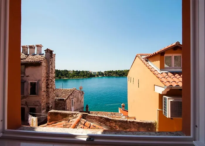 Casa Colloredo Free Parking Διαμέρισμα *