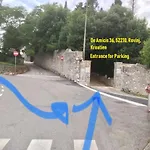 Casa Colloredo Free Parking