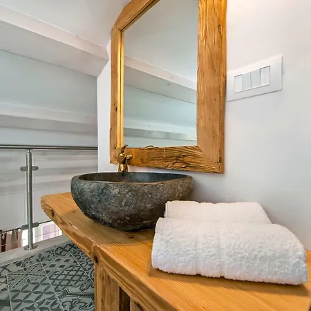דירה Casa Colloredo Free Parking רוביני